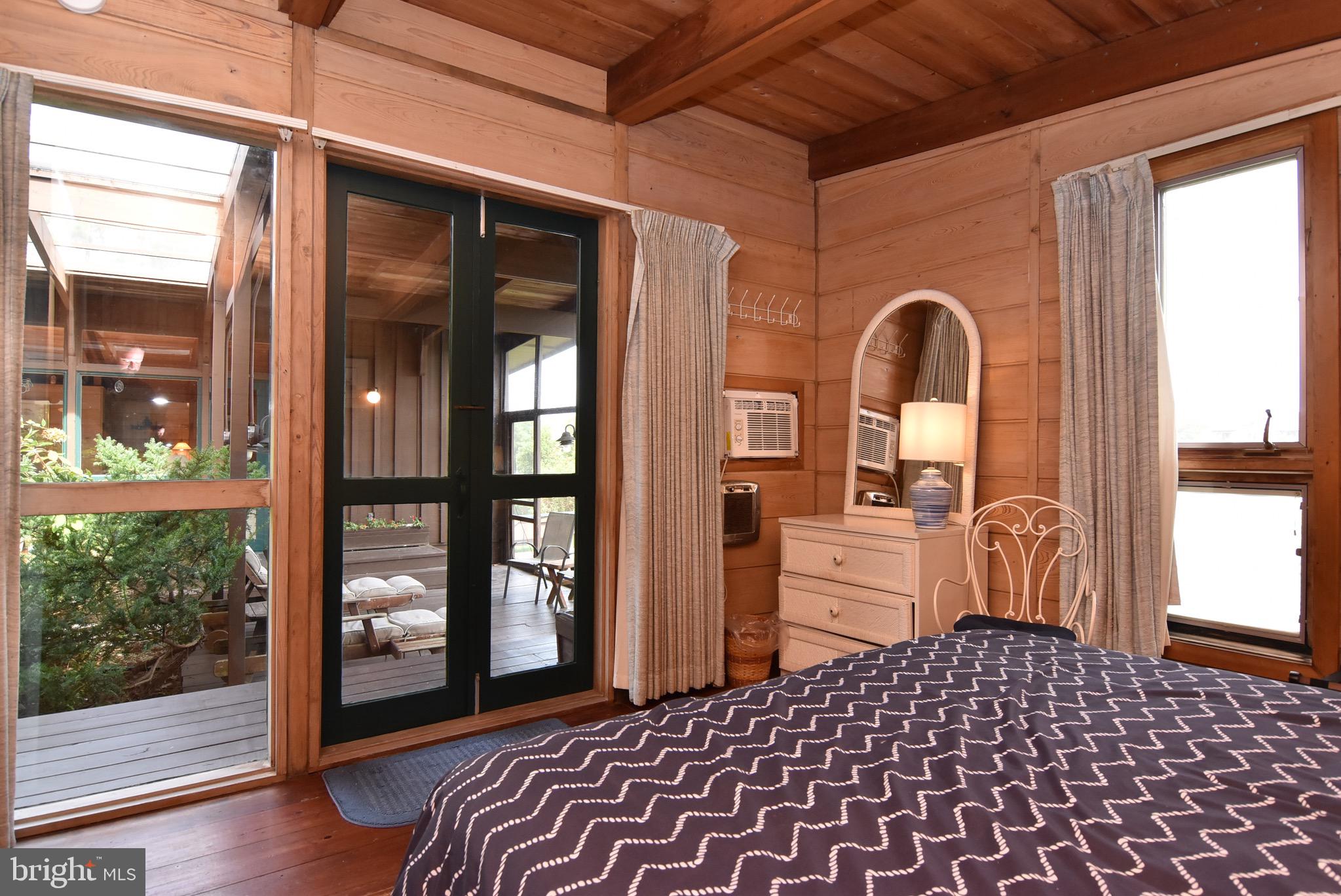 NORTH SHORES - Residential