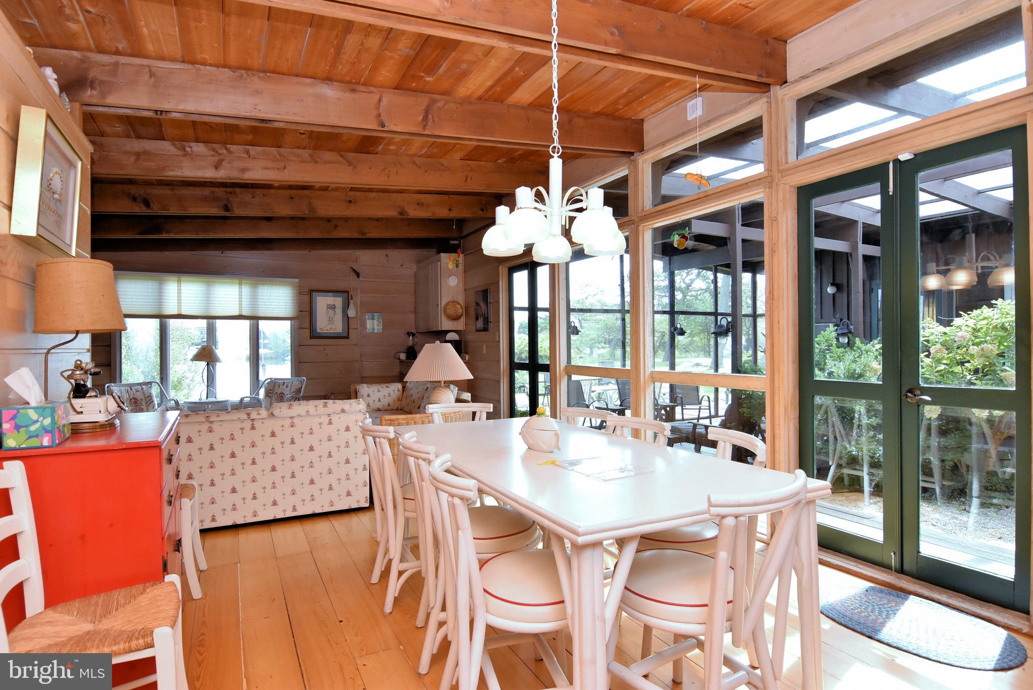 NORTH SHORES - Residential