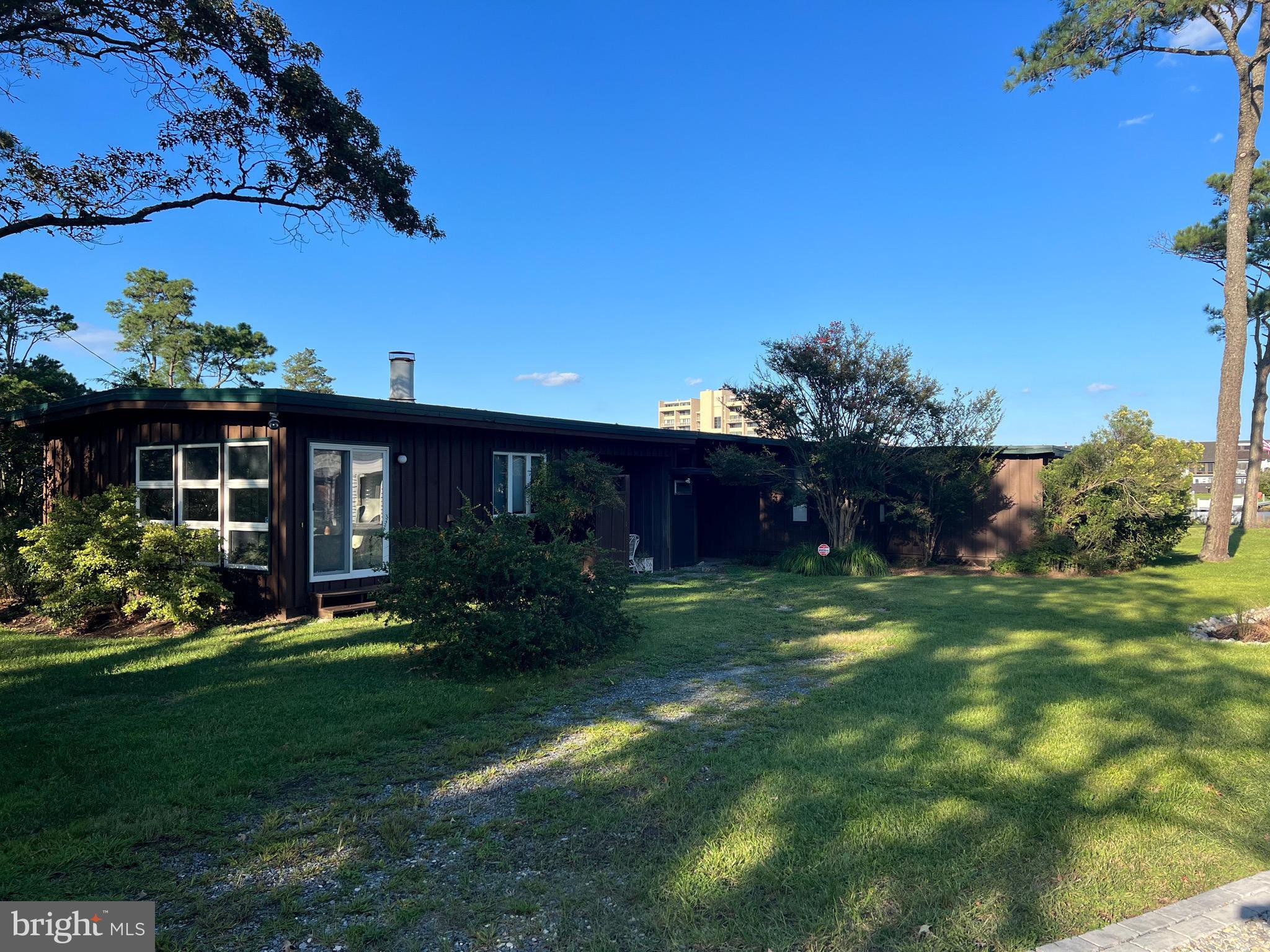 NORTH SHORES - Residential