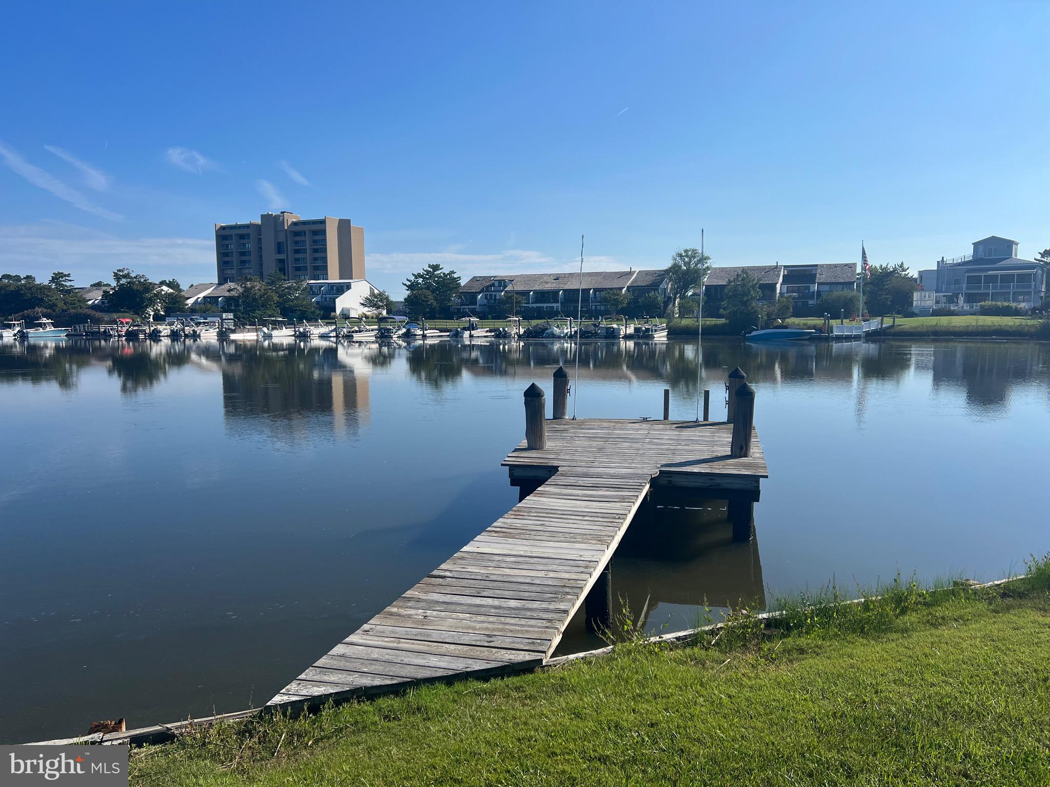 NORTH SHORES - Residential