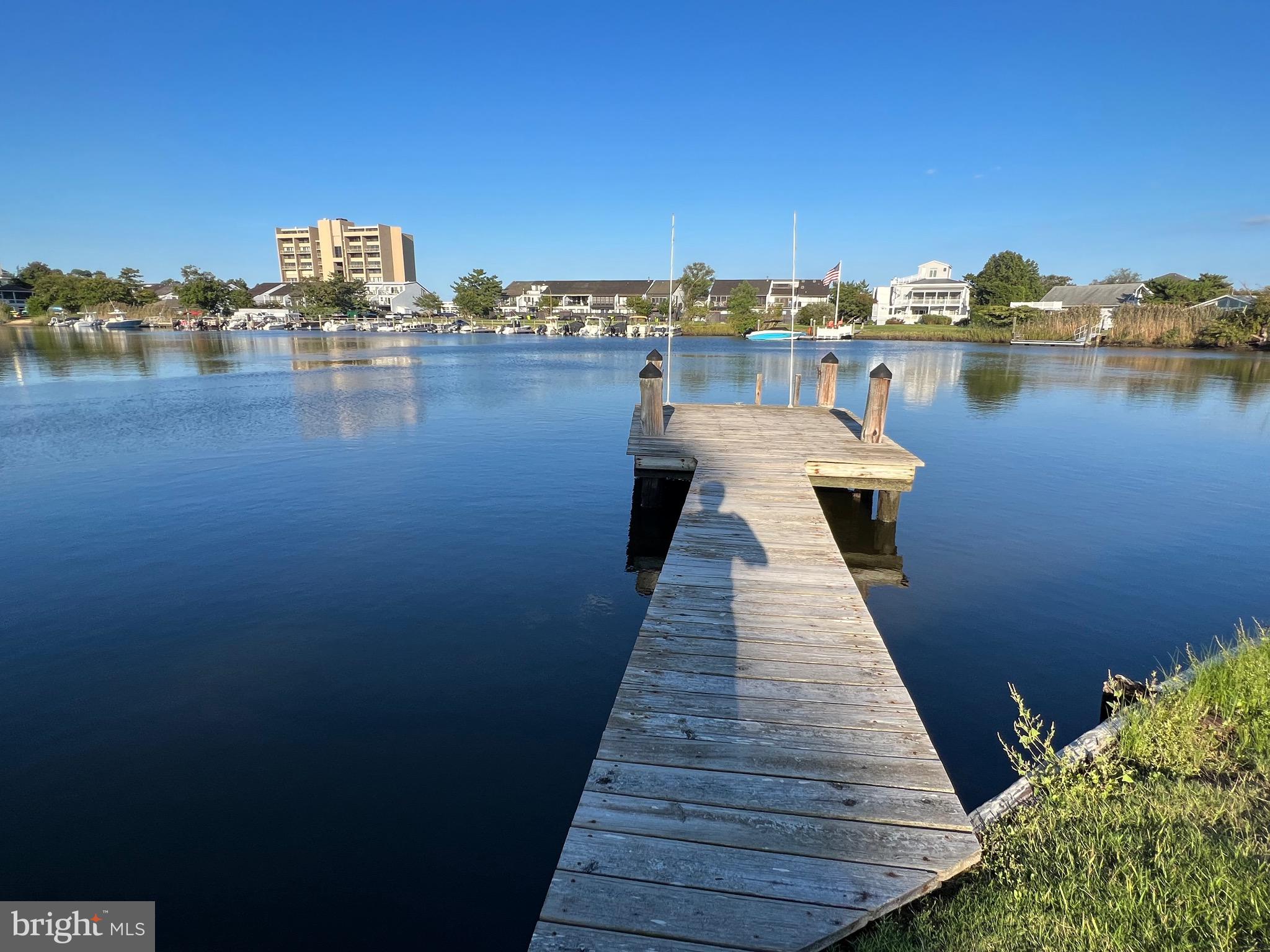 NORTH SHORES - Residential
