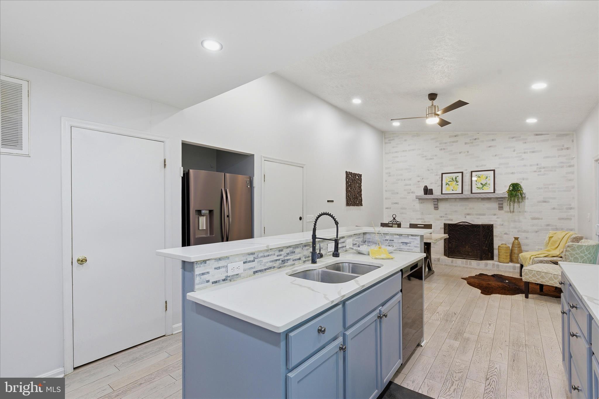 BROOKESIDE - Residential