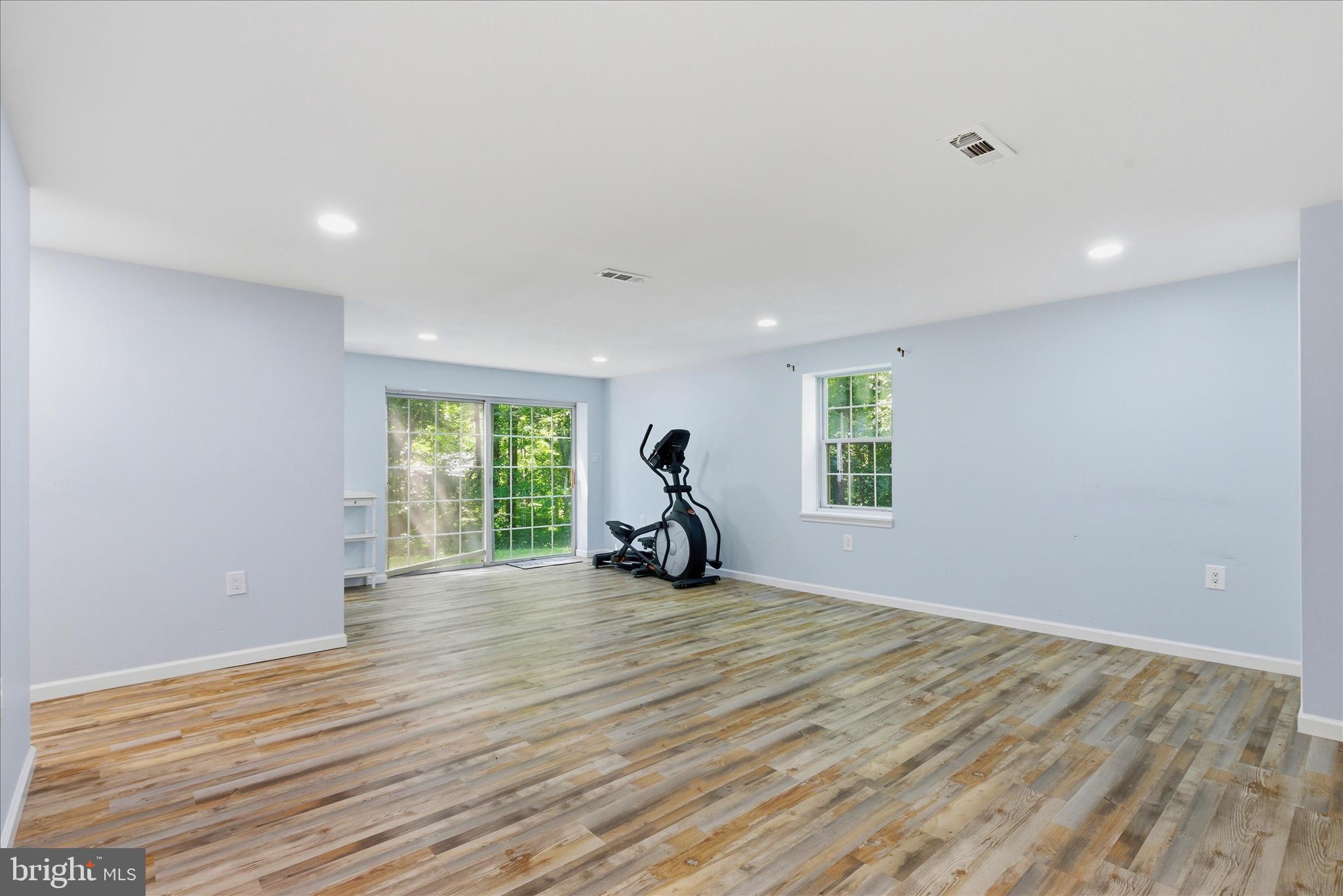 BROOKESIDE - Residential