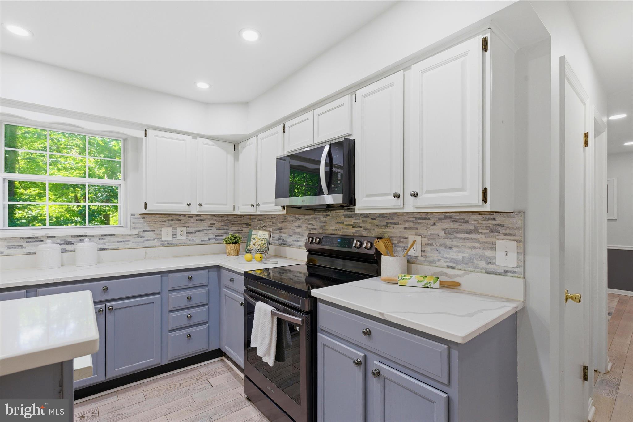 BROOKESIDE - Residential