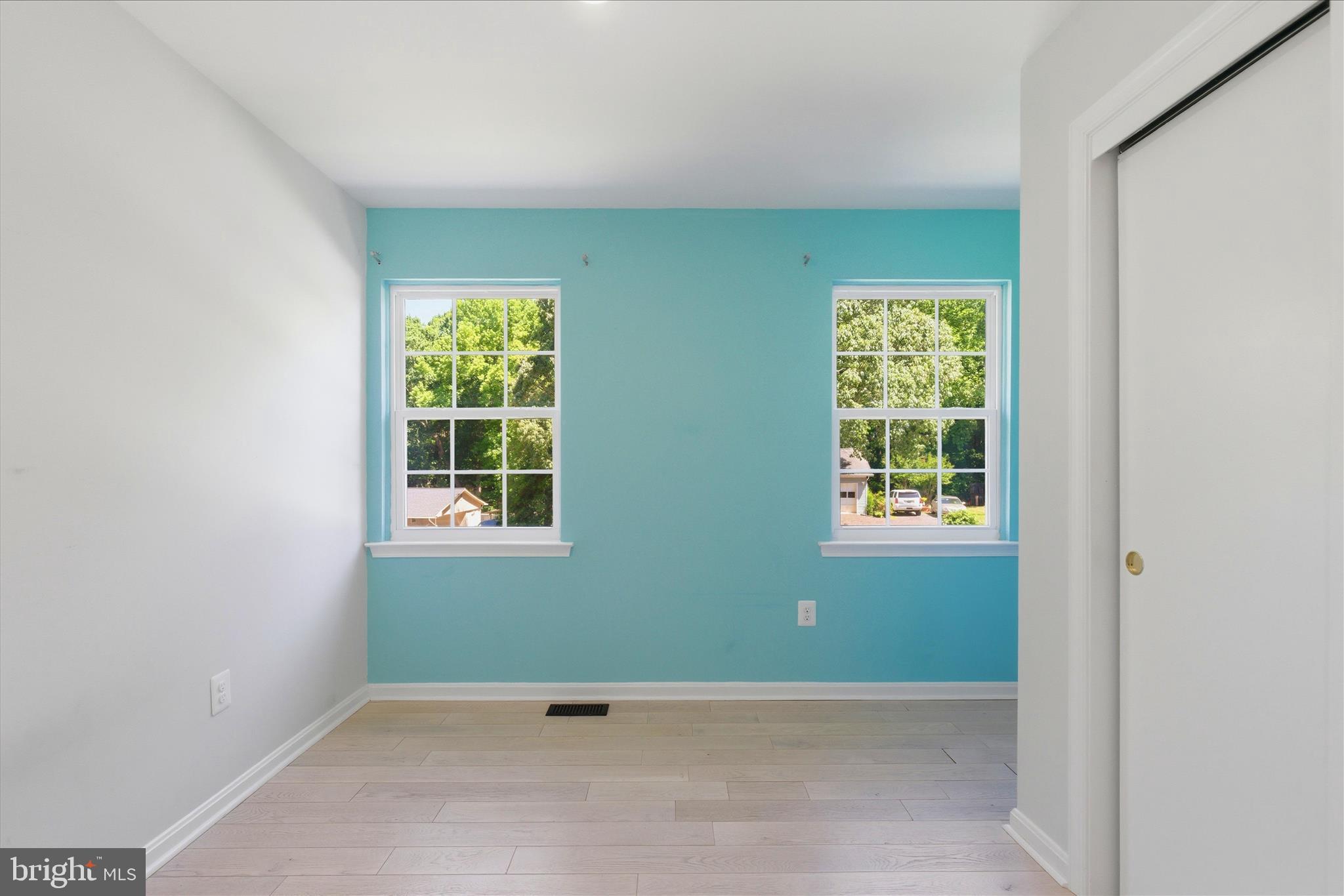 BROOKESIDE - Residential