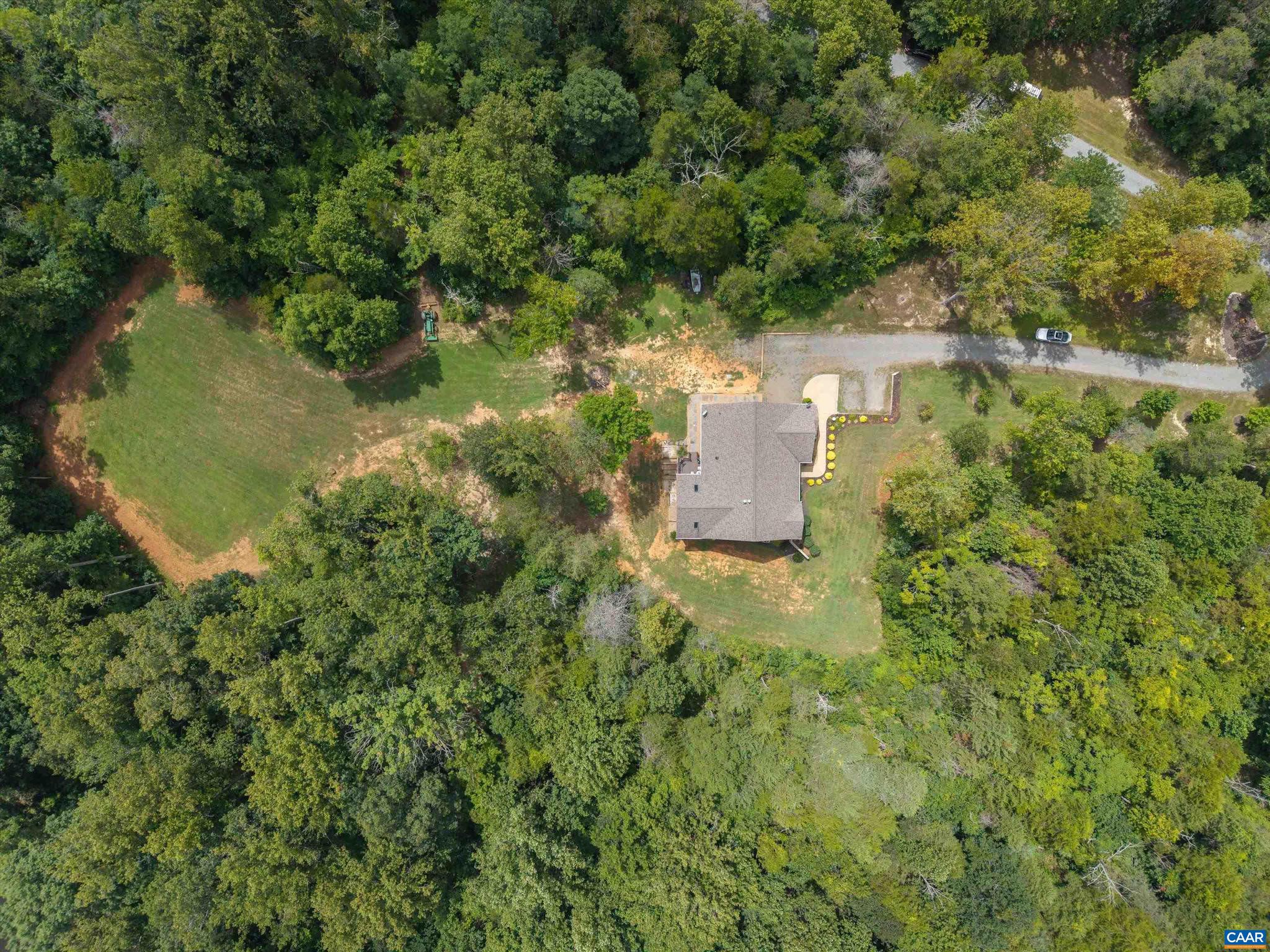 CEDAR LAKE - Residential