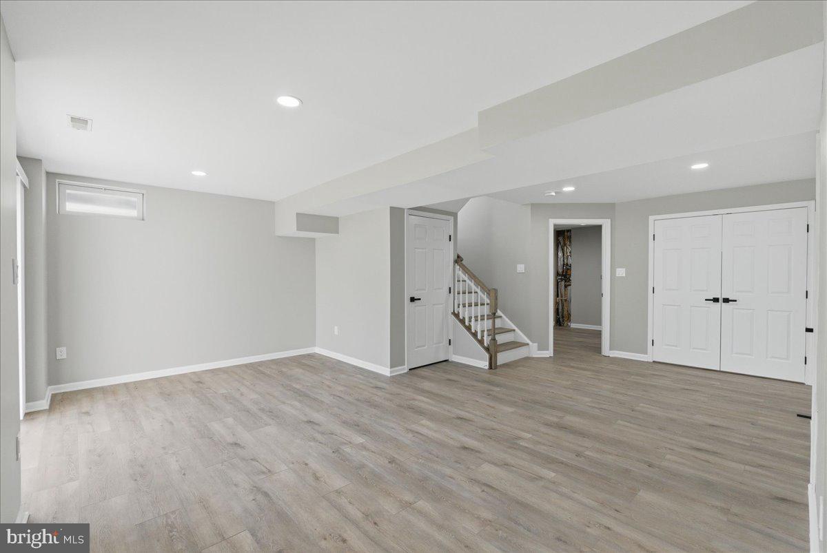 BROWNSTOWN ESTATES - Residential