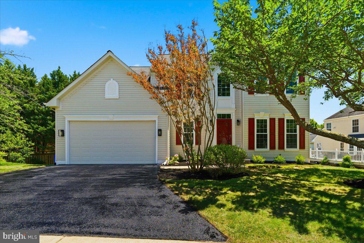 BROWNSTOWN ESTATES - Residential
