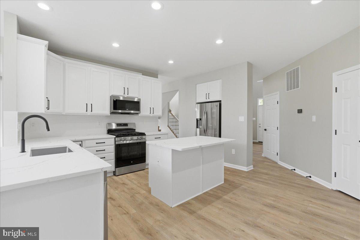 BROWNSTOWN ESTATES - Residential