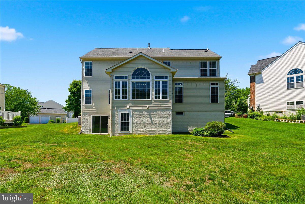 BROWNSTOWN ESTATES - Residential