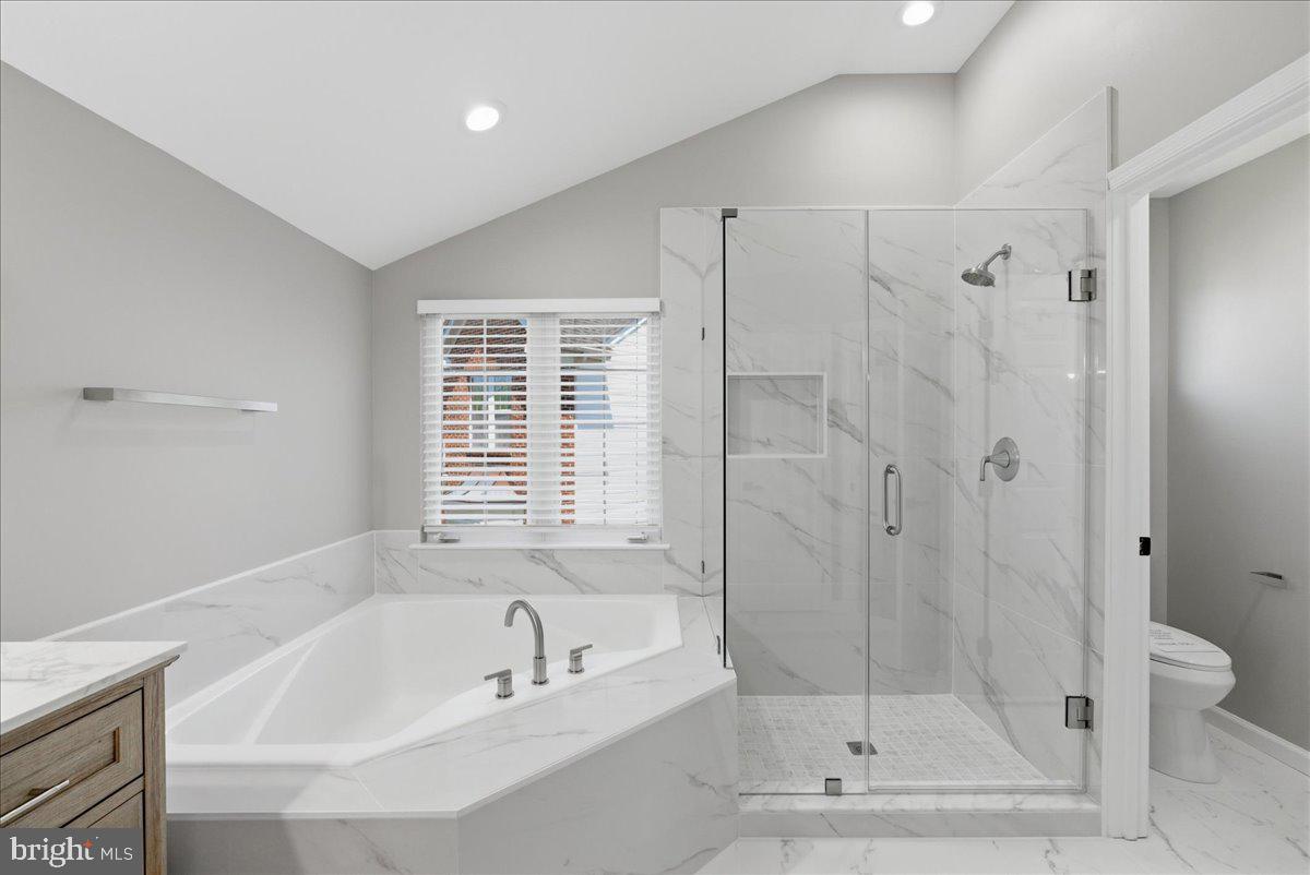 BROWNSTOWN ESTATES - Residential