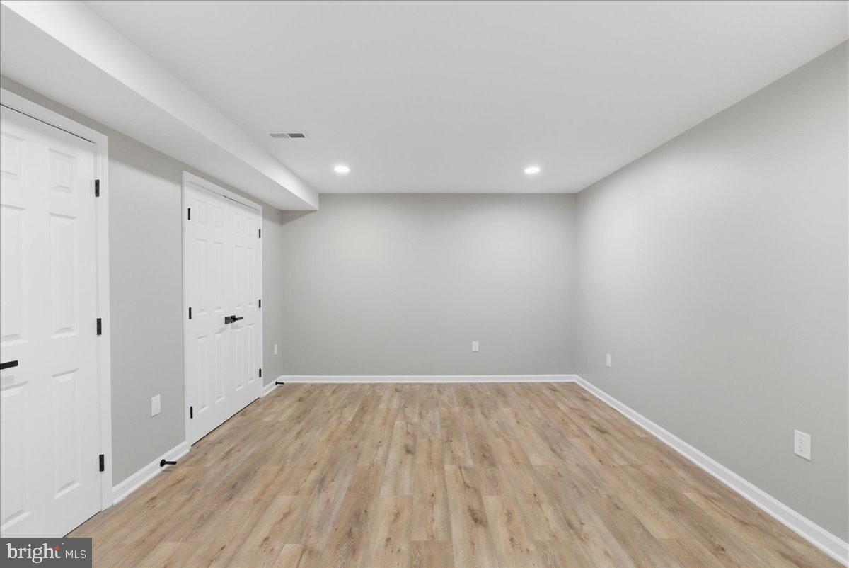 BROWNSTOWN ESTATES - Residential