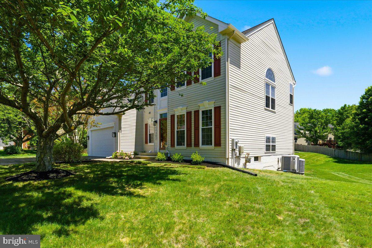 BROWNSTOWN ESTATES - Residential