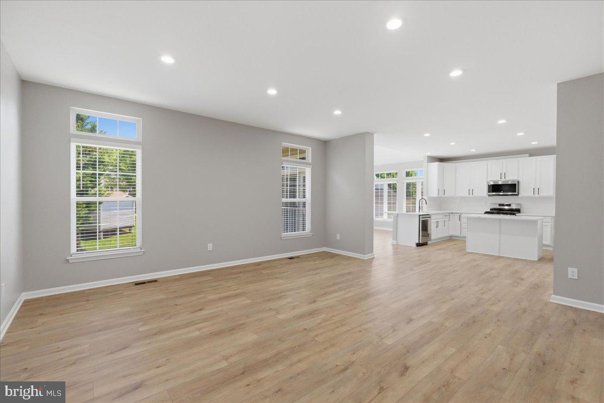 BROWNSTOWN ESTATES - Residential