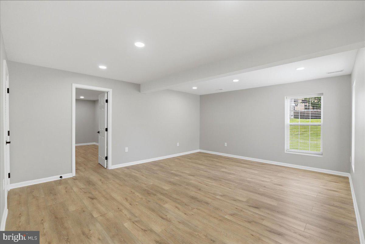 BROWNSTOWN ESTATES - Residential