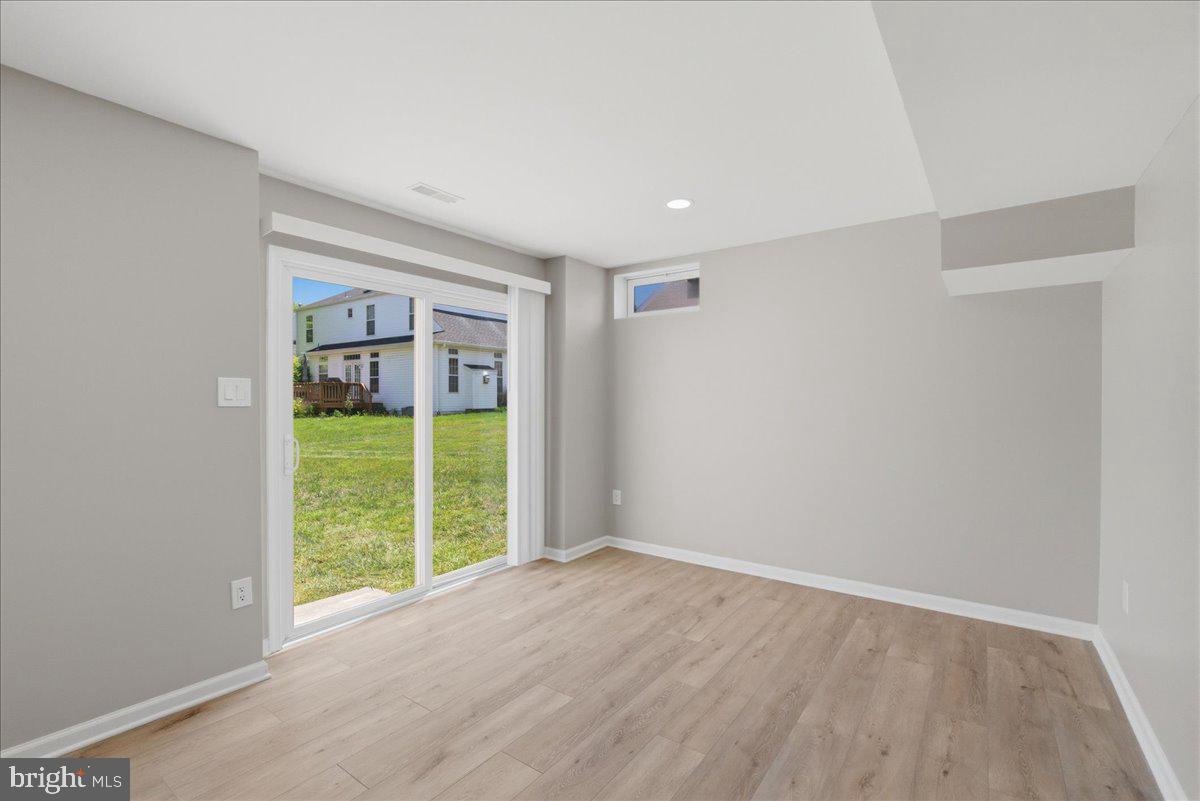 BROWNSTOWN ESTATES - Residential