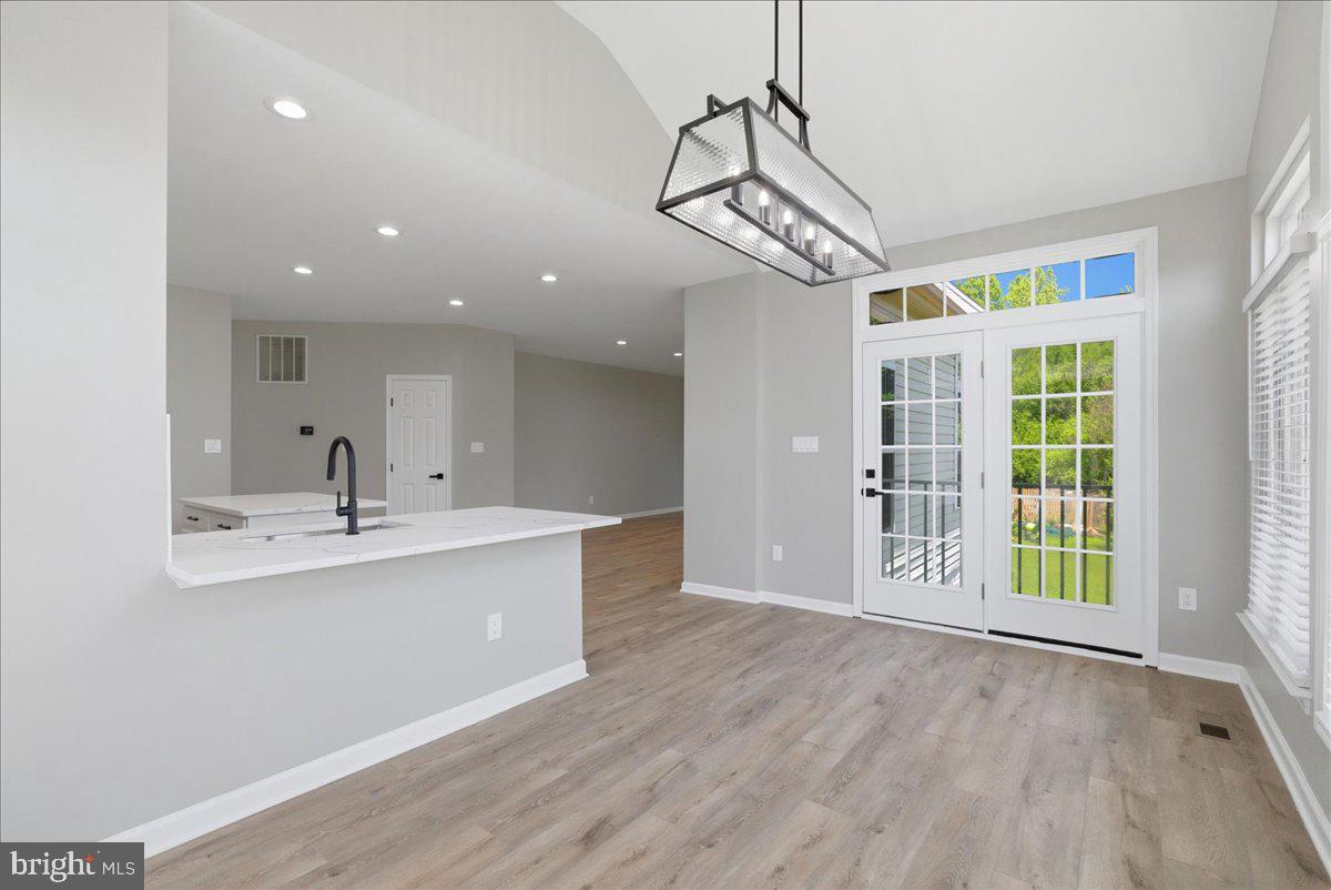 BROWNSTOWN ESTATES - Residential