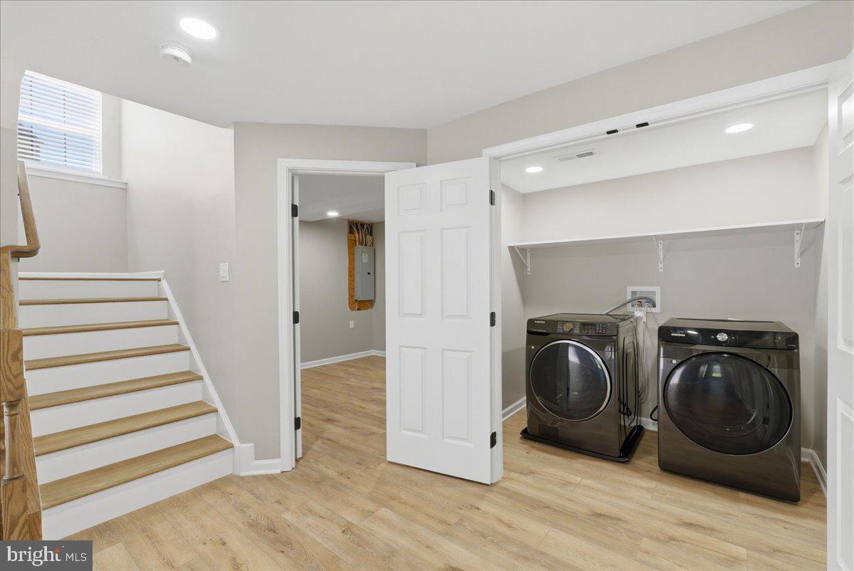 BROWNSTOWN ESTATES - Residential