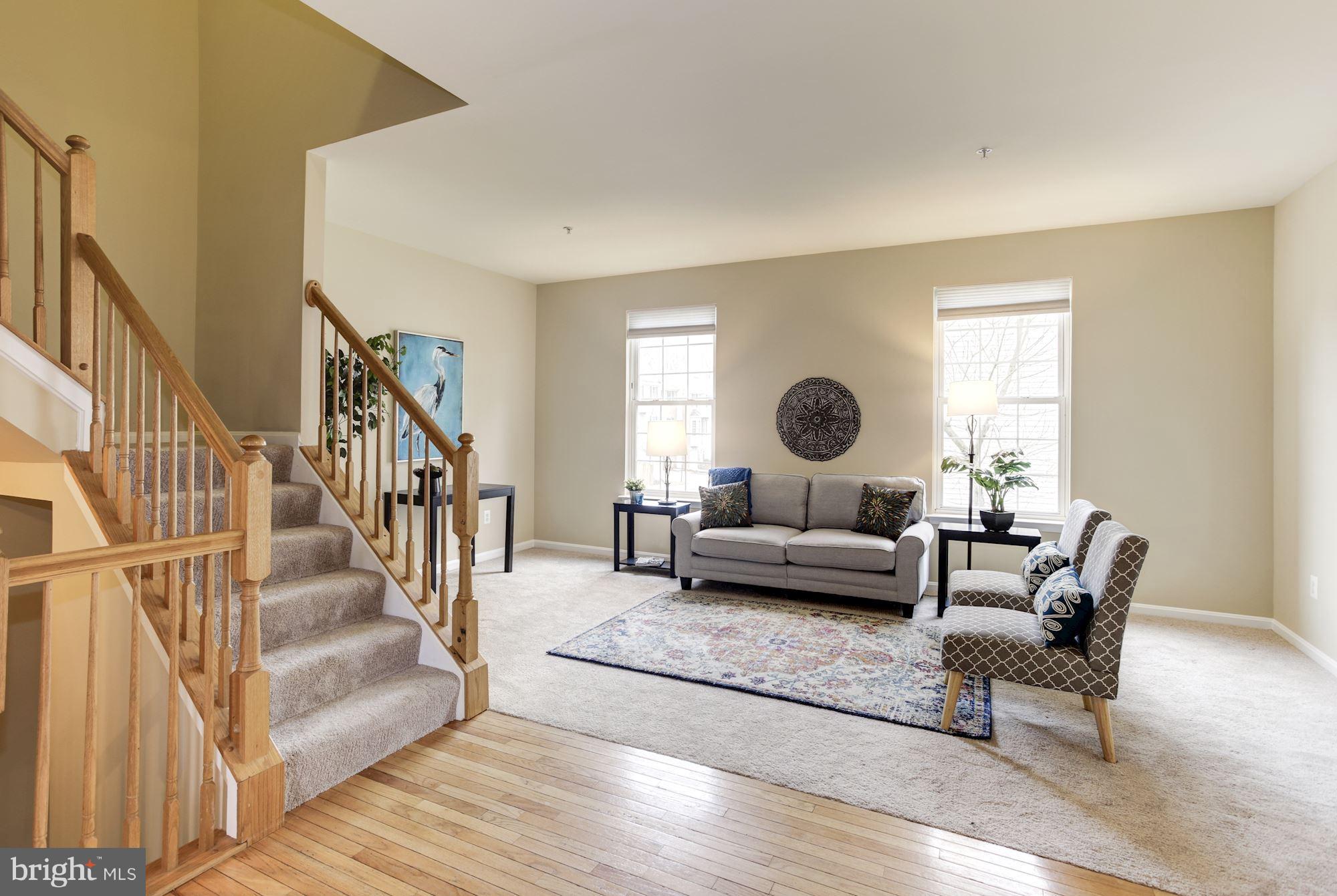 RIVER OAKS - Residential