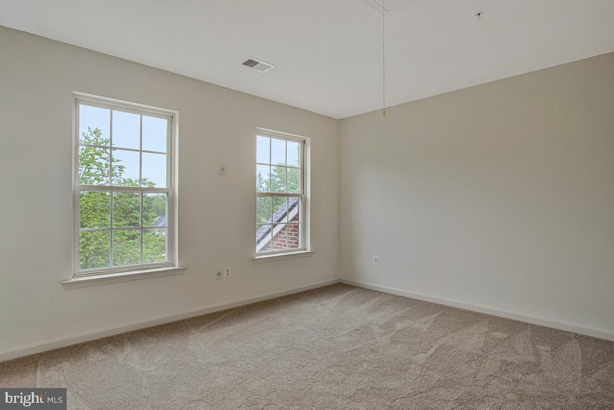GLENSHIRE ESTATES - Residential