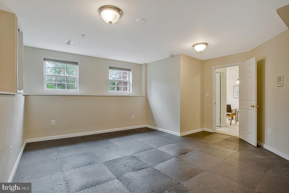 GLENSHIRE ESTATES - Residential