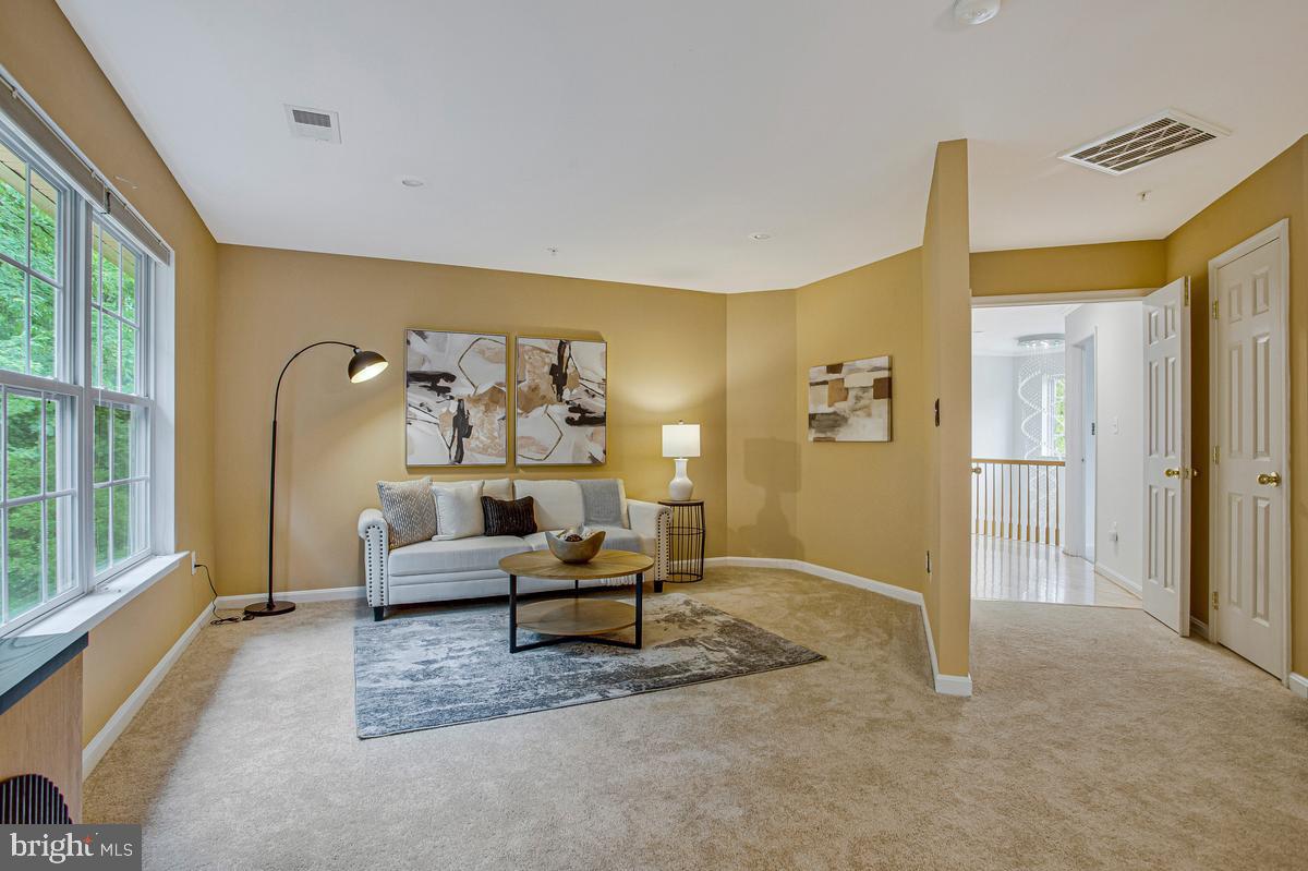GLENSHIRE ESTATES - Residential