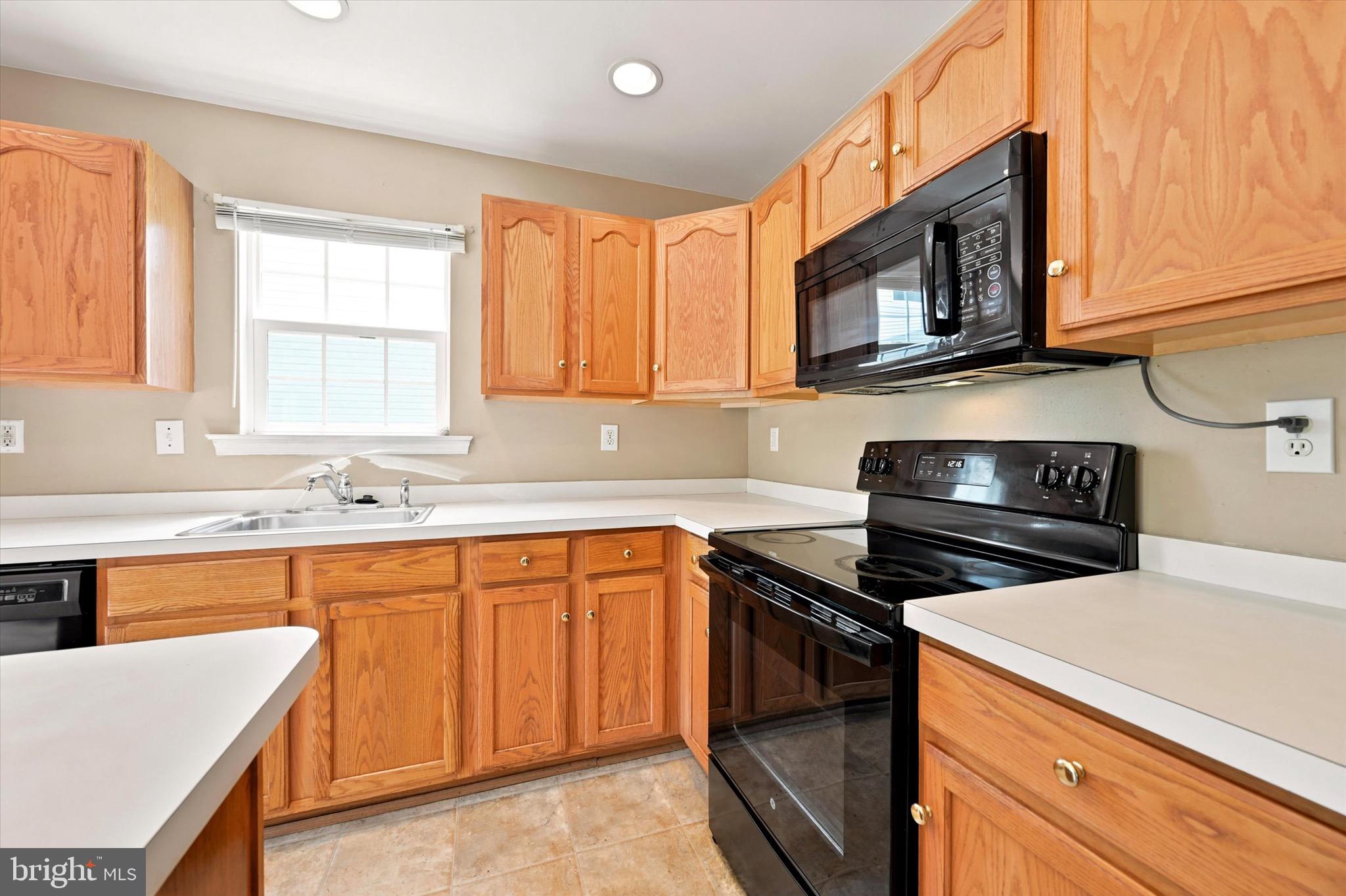 HIGHLANDS AT MILLVIEW - Residential
