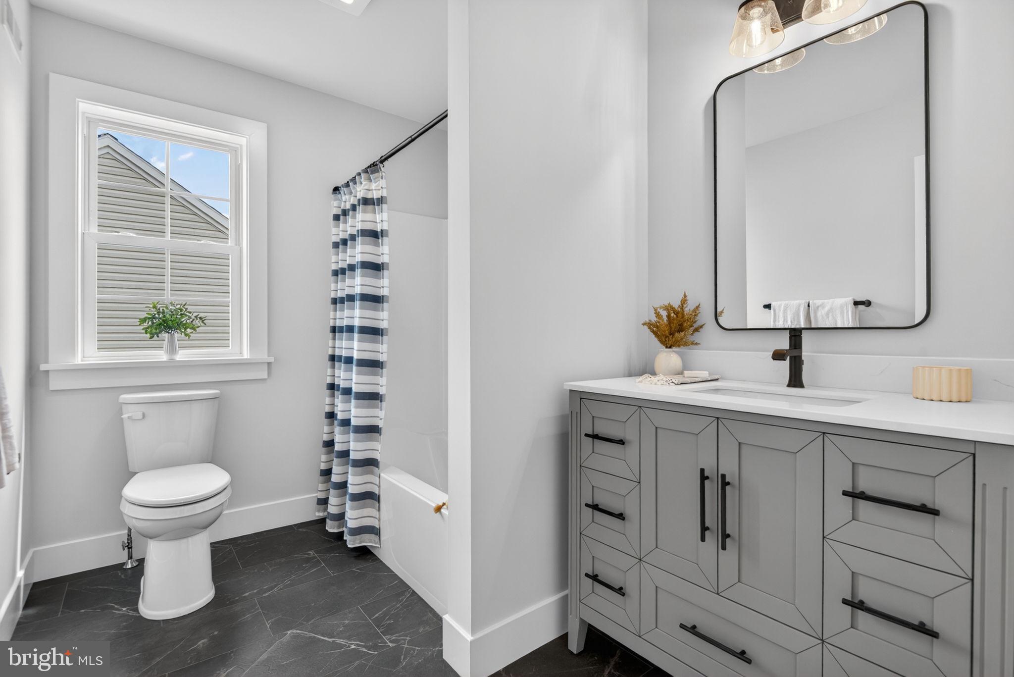 RIVER RIDGE HILLS - Residential