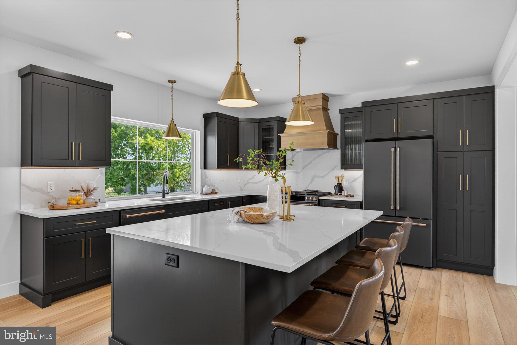 RIVER RIDGE HILLS - Residential