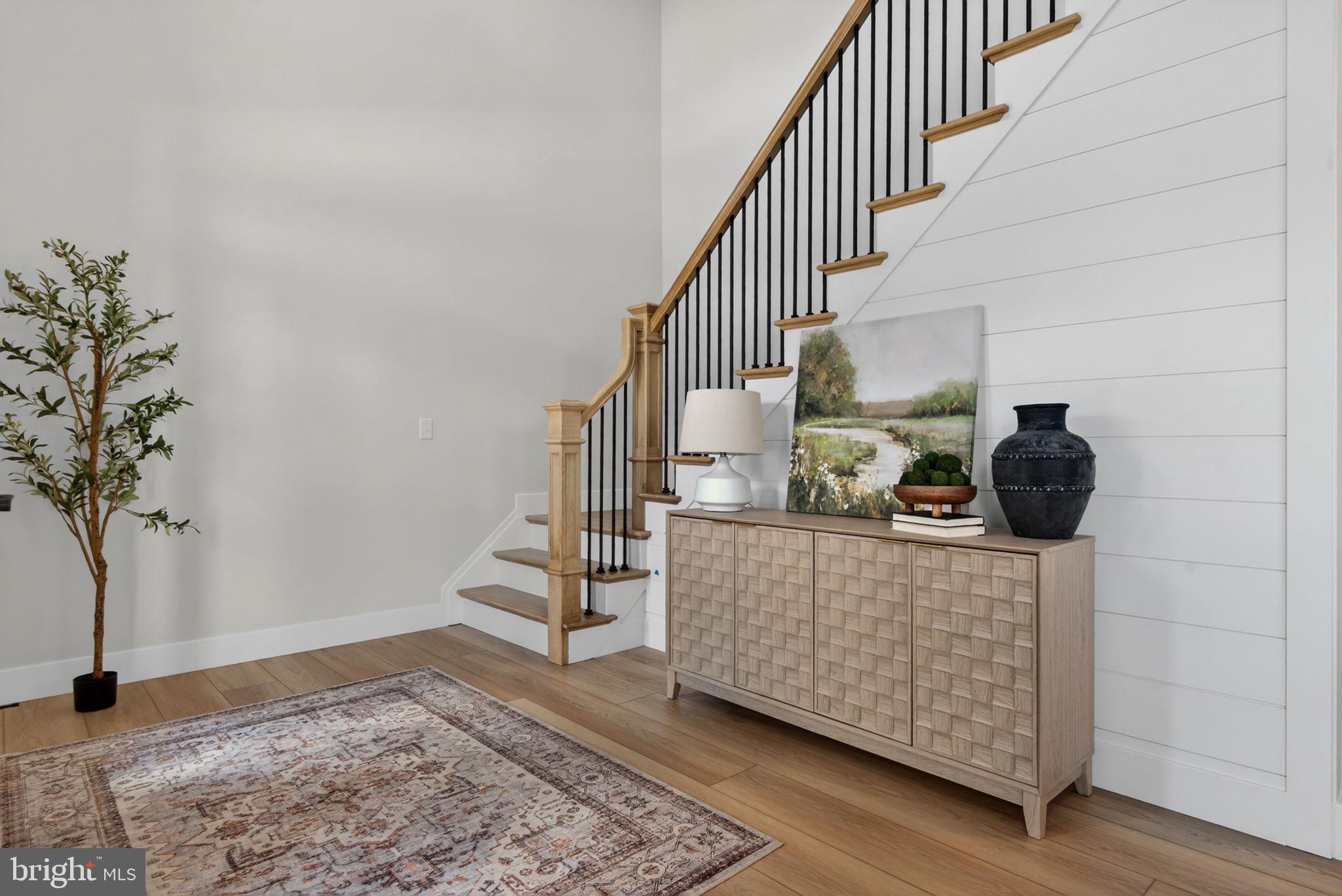 RIVER RIDGE HILLS - Residential