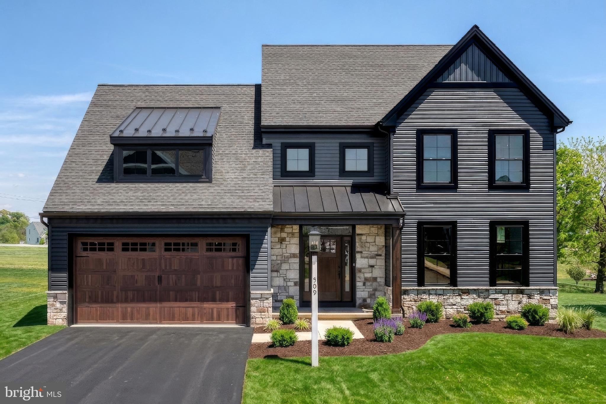 RIVER RIDGE HILLS - Residential