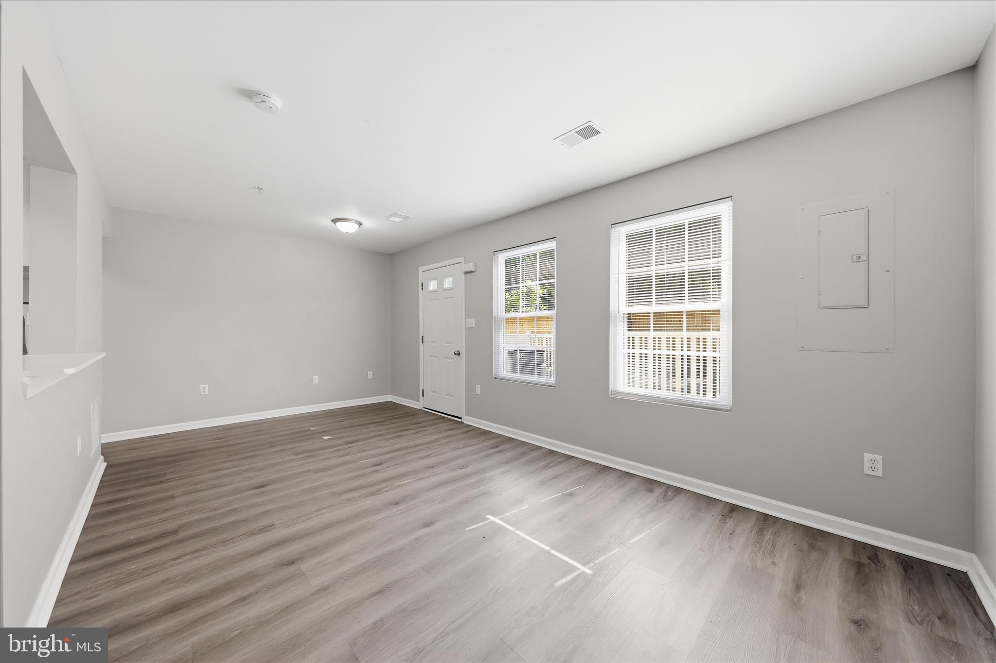 ALTAMONT GARDENS - Residential