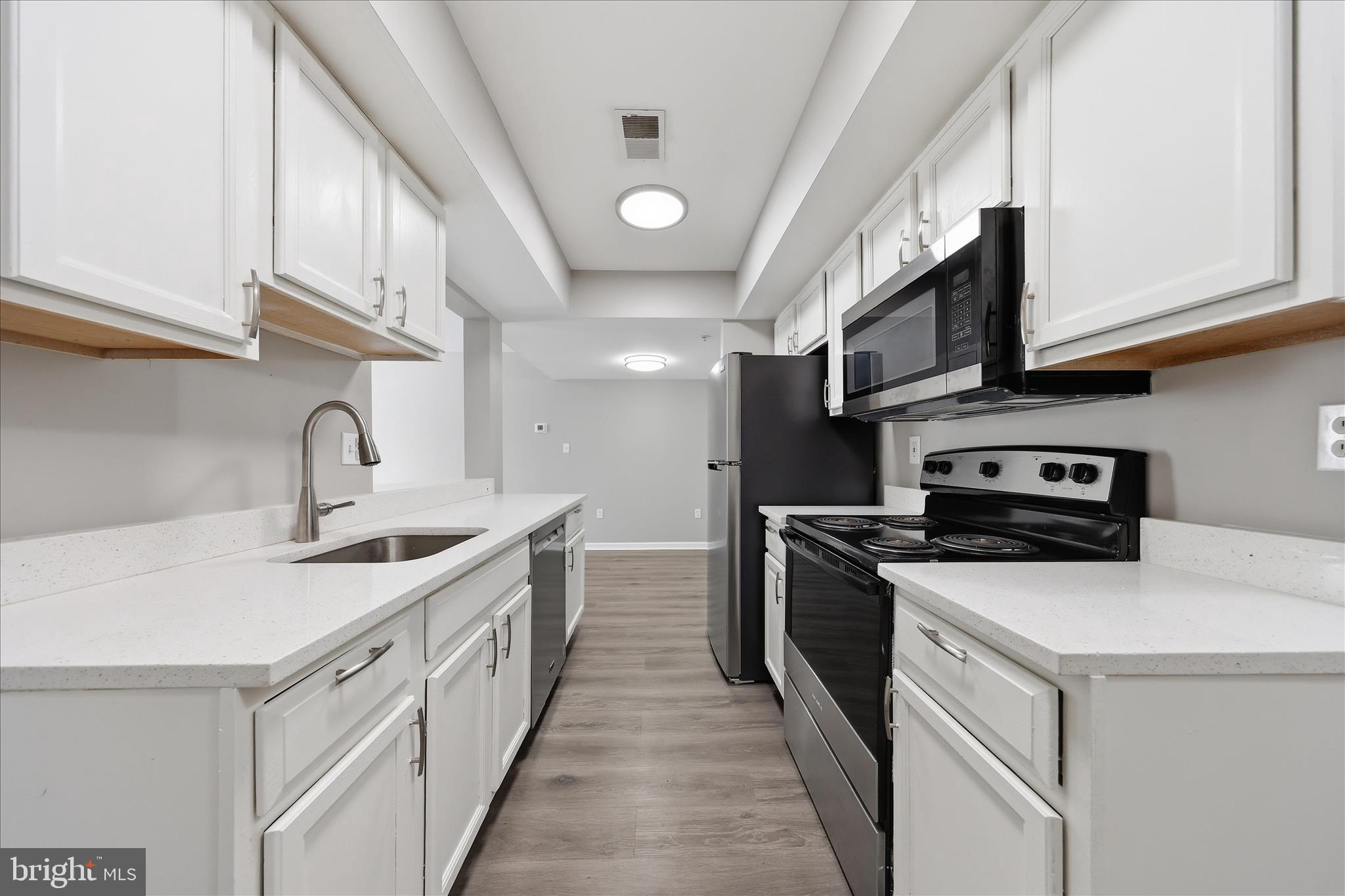 ALTAMONT GARDENS - Residential