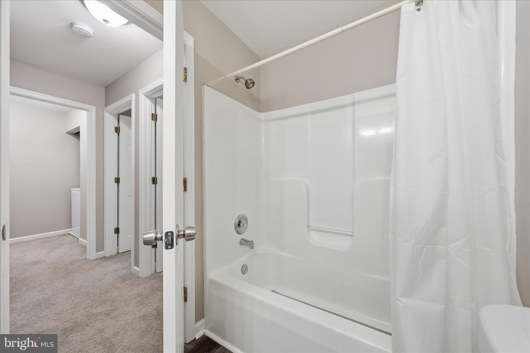 ALTAMONT GARDENS - Residential