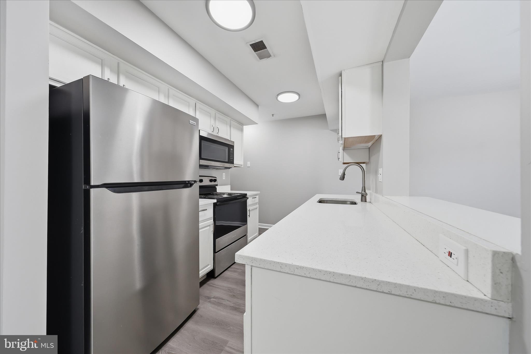 ALTAMONT GARDENS - Residential