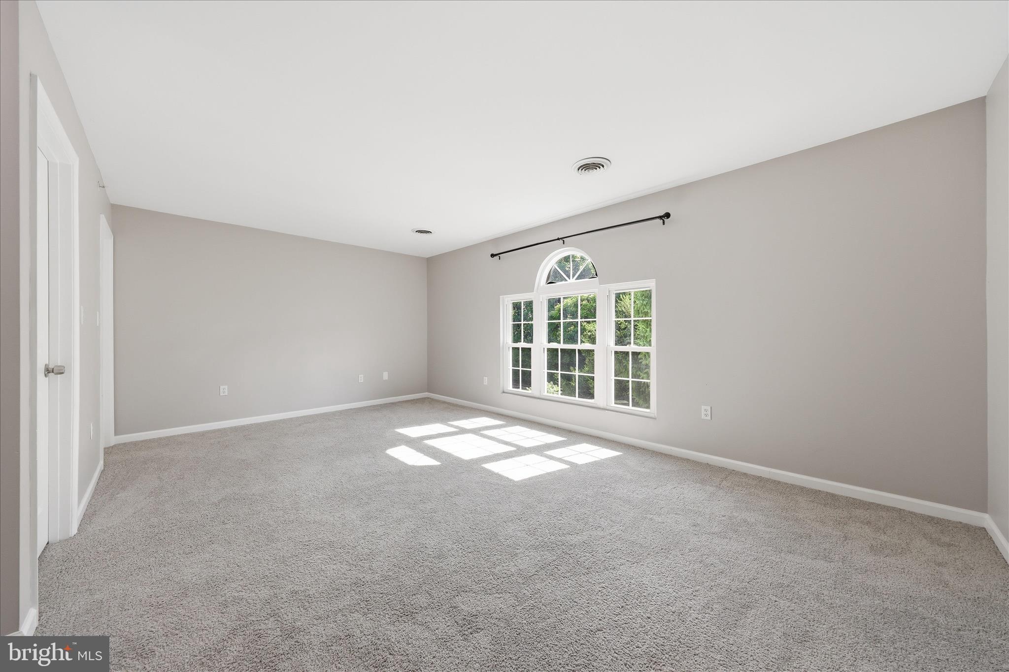 ALTAMONT GARDENS - Residential