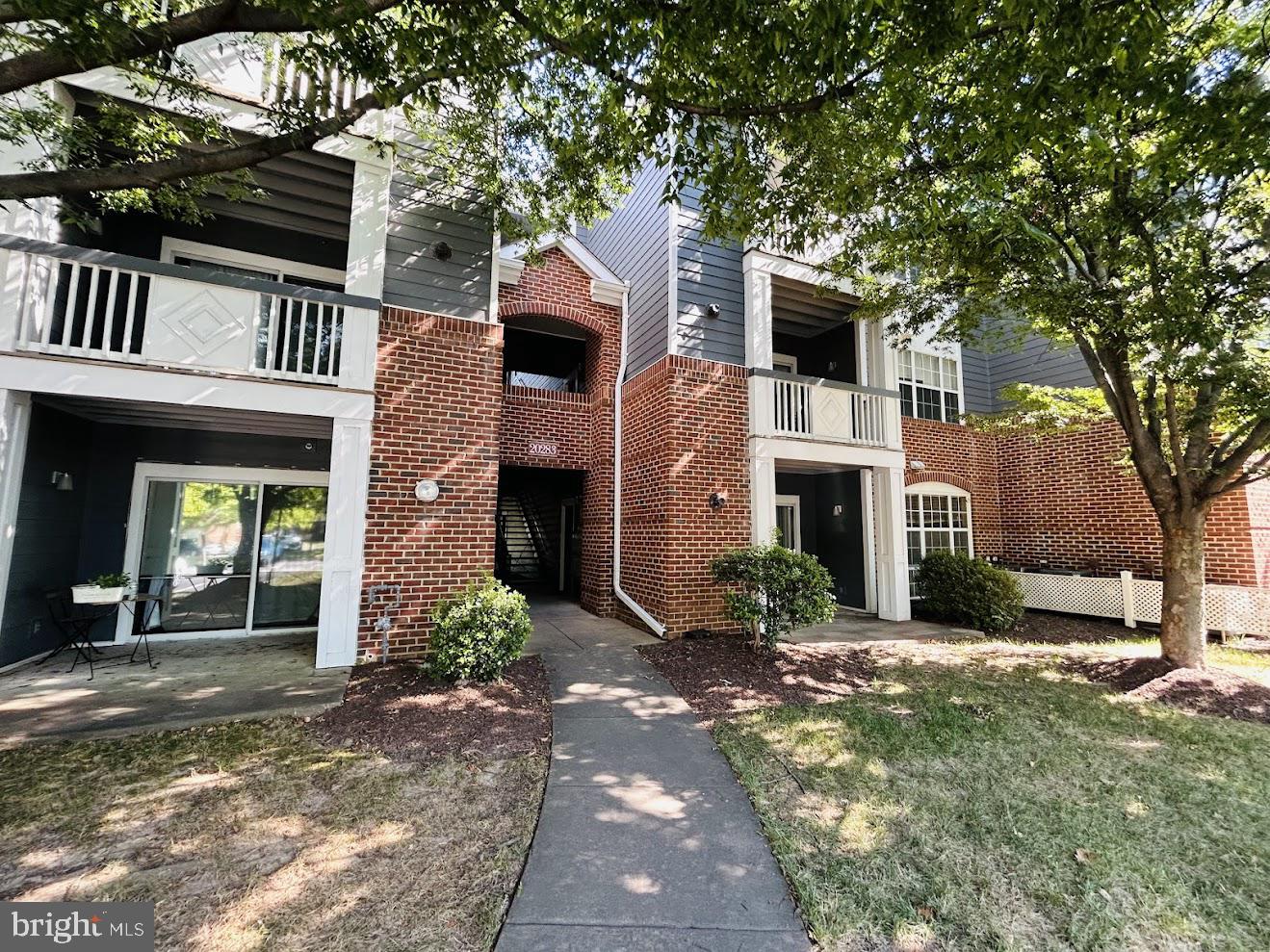 Available NOW! First level 1br 1ba 725 sqft condo in Southglen. LVP floors in LR, DR, & Kitchen. Open floor plan concept with granite countertops in kitchen with bar stool space. Washer & dryer. in unit Water, sewage, trash included. Pets ok w/ additional deposit. Great location off Rt 7 with easy access to R28, Dulles Toll Road, restaurants, shopping, entertainment and more. Apply online today!-------------------------------------------------------------------------------------------------------------------------------------------------Professionally managed. All residents are enrolled in the Resident Benefits Package (RBP) for $39.99/month and the Building Protection Plan of $11/month which includes credit building to help boost the resident’s credit score with timely rent payments, up to $1M Identity Theft Protection, HVAC air filter delivery (for applicable properties), move-in concierge service making utility connection and home service setup a breeze during your move-in, our best-in-class resident rewards program, on-demand pest control, and much more! More details upon application. The Building Protection Fee is used to help protect the property against certain damages and loss potentially caused by residents and satisfies the lease requirement to carry liability insurance.