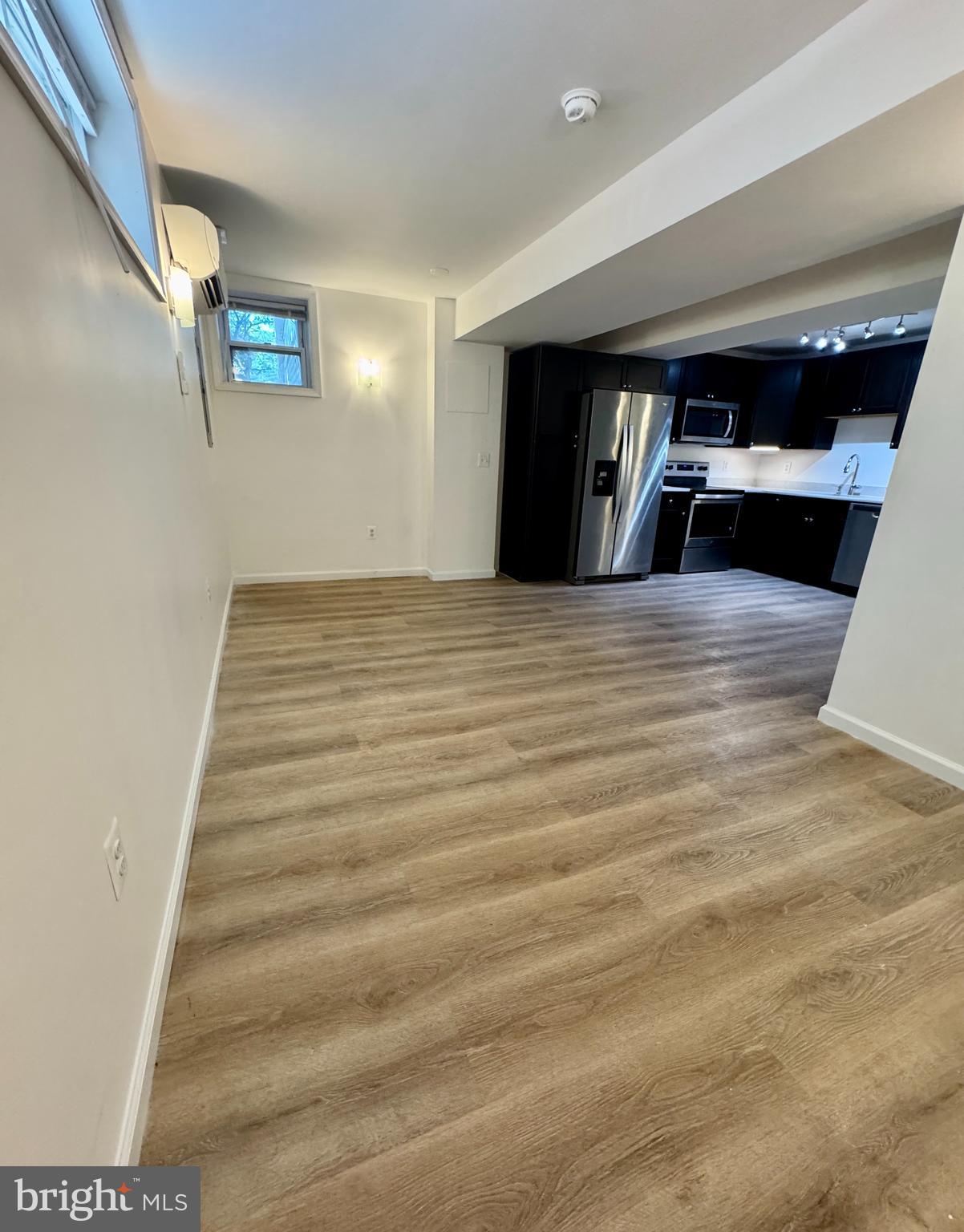 MANOR PARK - Residential