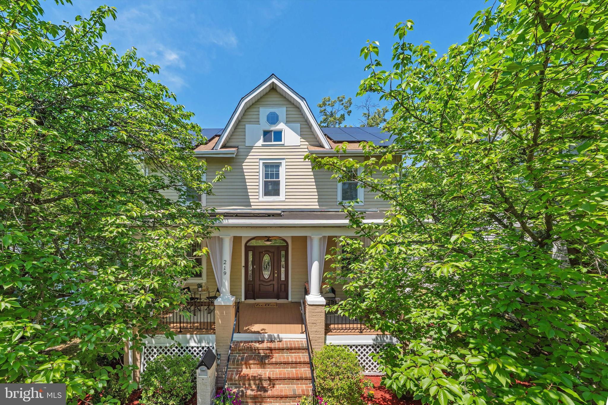MANOR PARK - Residential