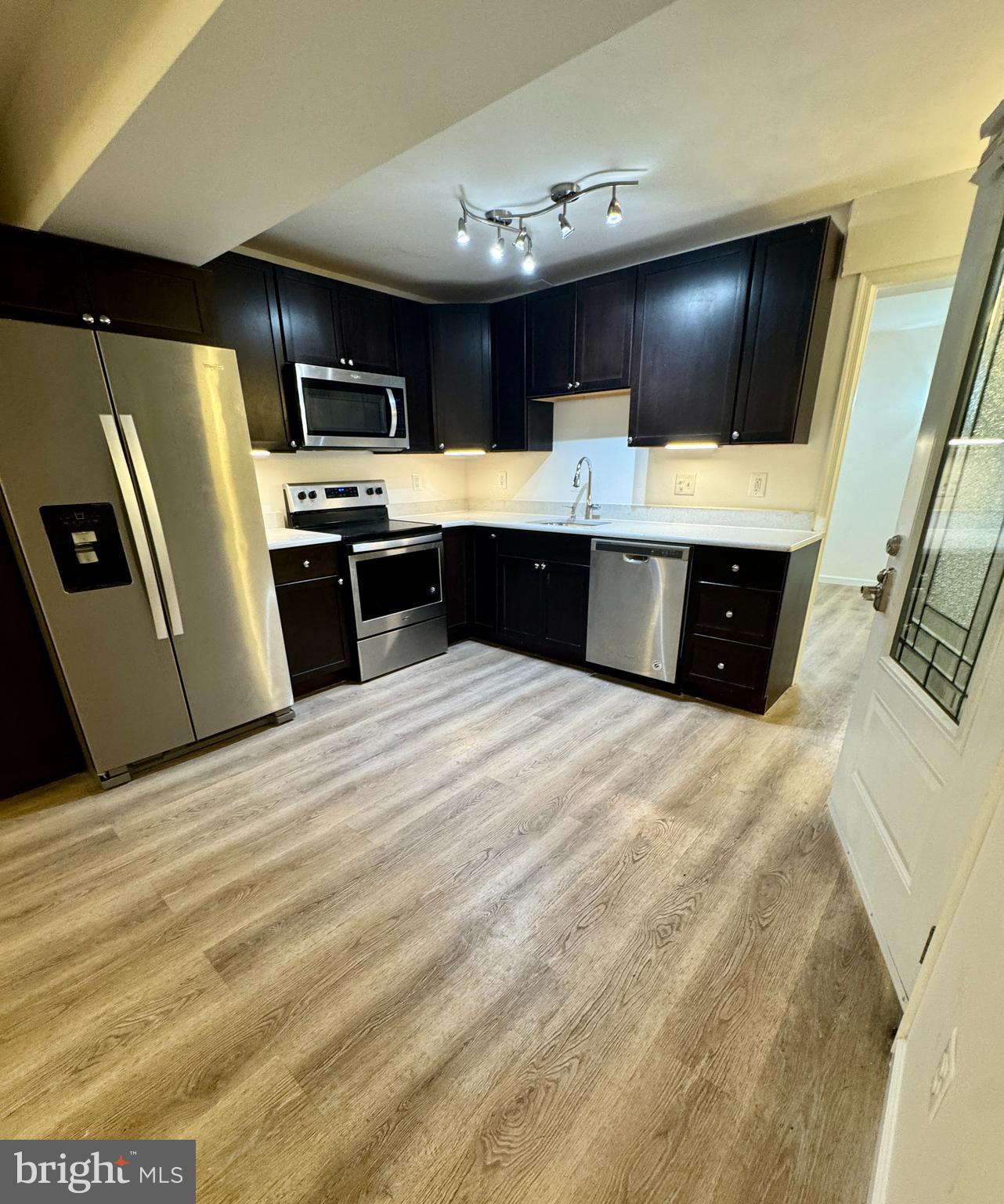 MANOR PARK - Residential