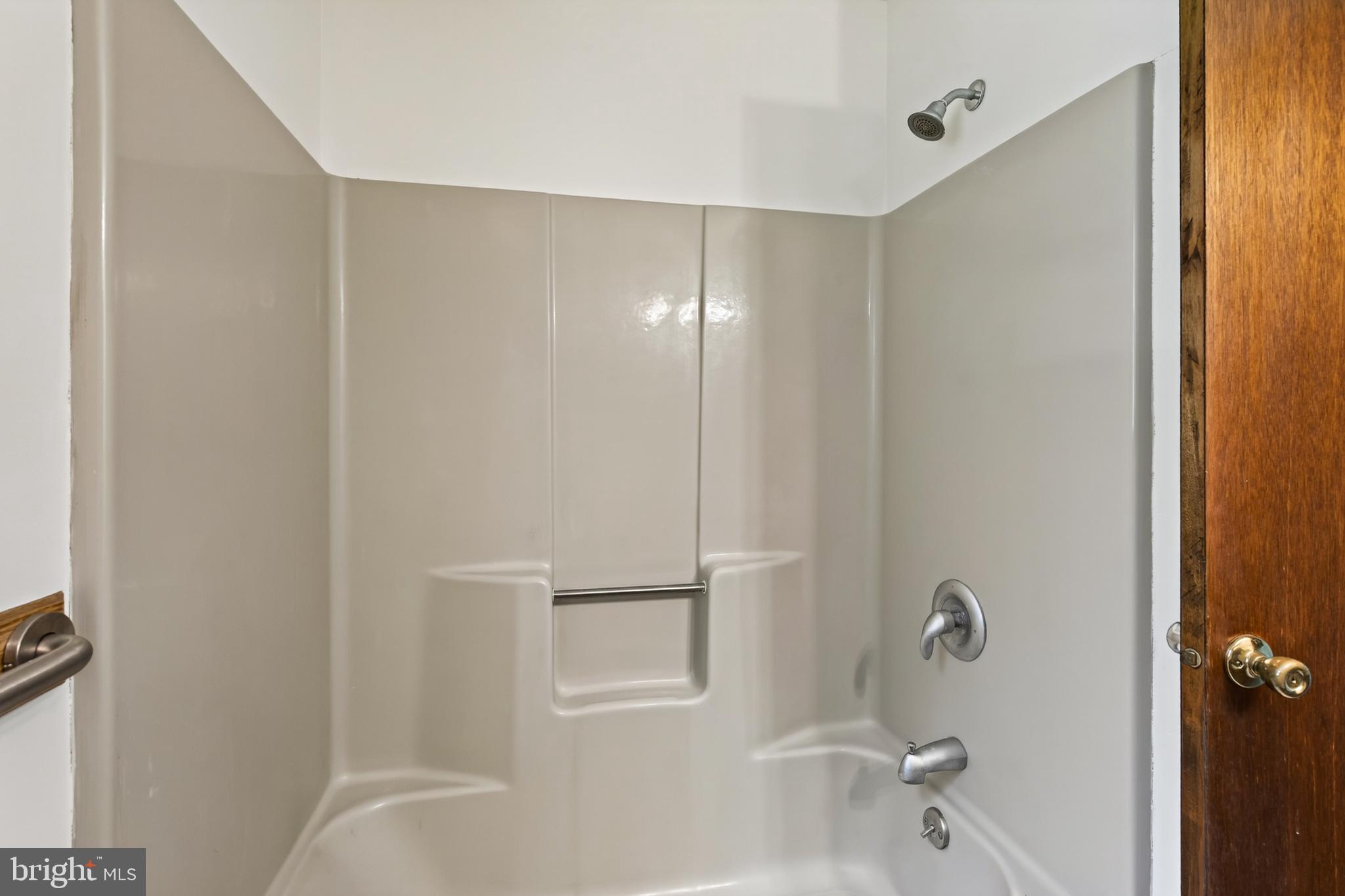 CANNON HILL FARMS - Residential
