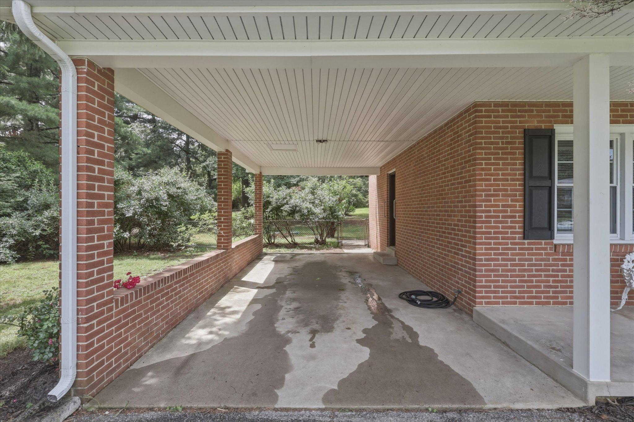 CLOVER HILL - Residential