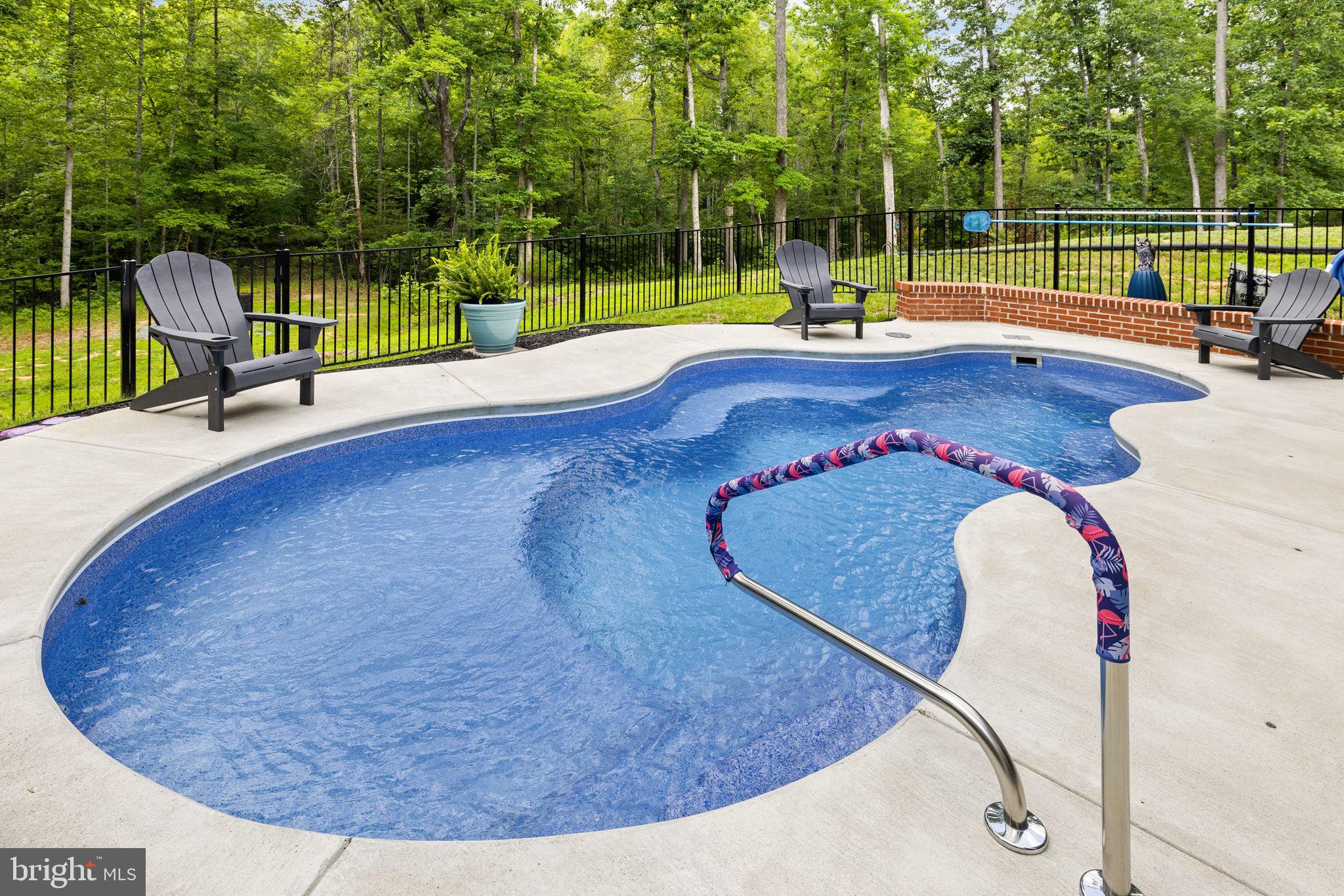 THE WATERS AT LAKE ANNA - Residential