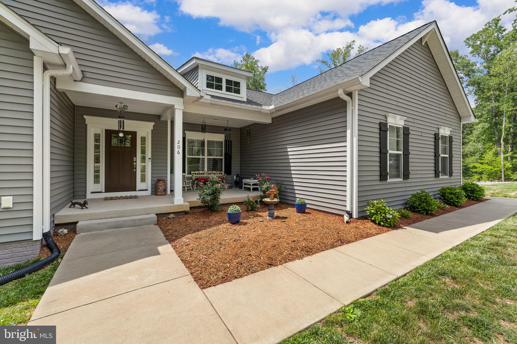 THE WATERS AT LAKE ANNA - Residential