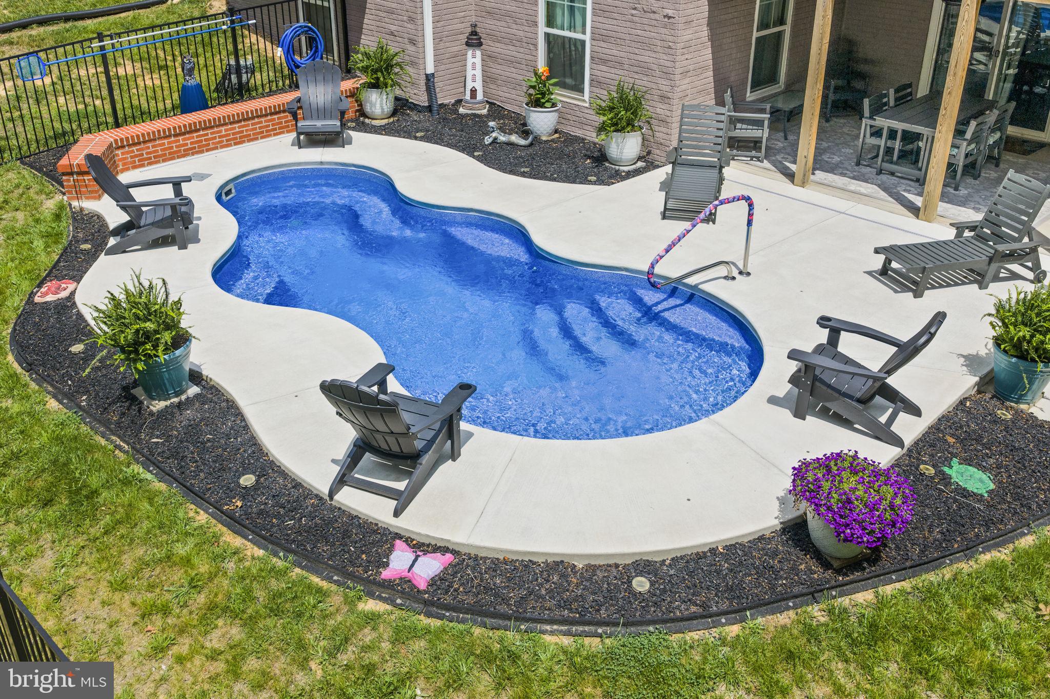THE WATERS AT LAKE ANNA - Residential