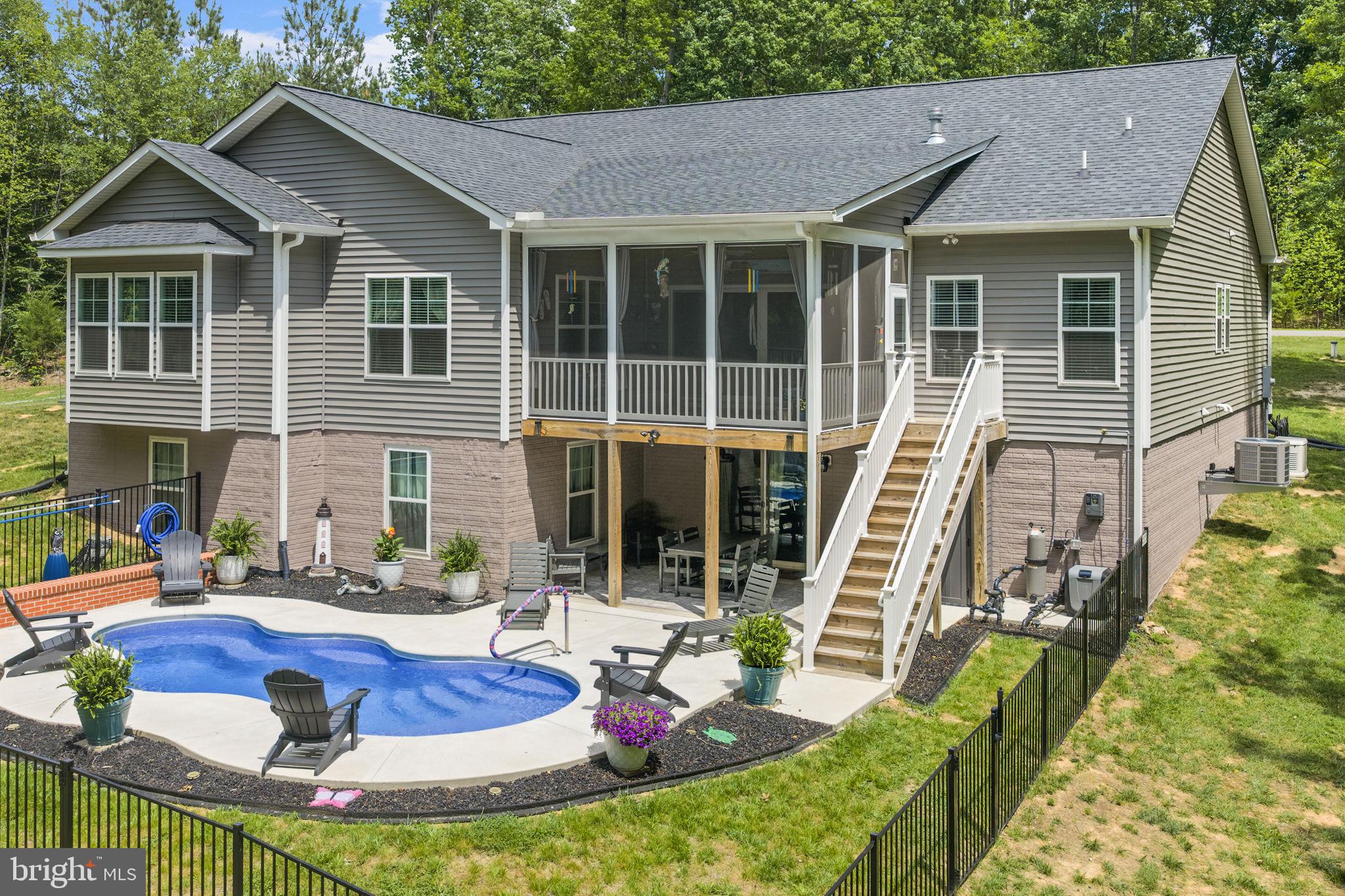 THE WATERS AT LAKE ANNA - Residential