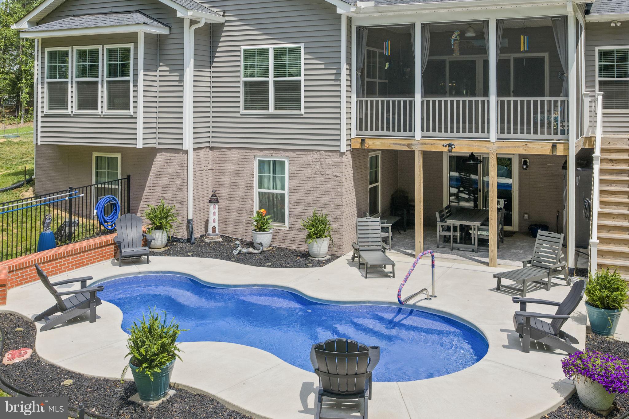 THE WATERS AT LAKE ANNA - Residential