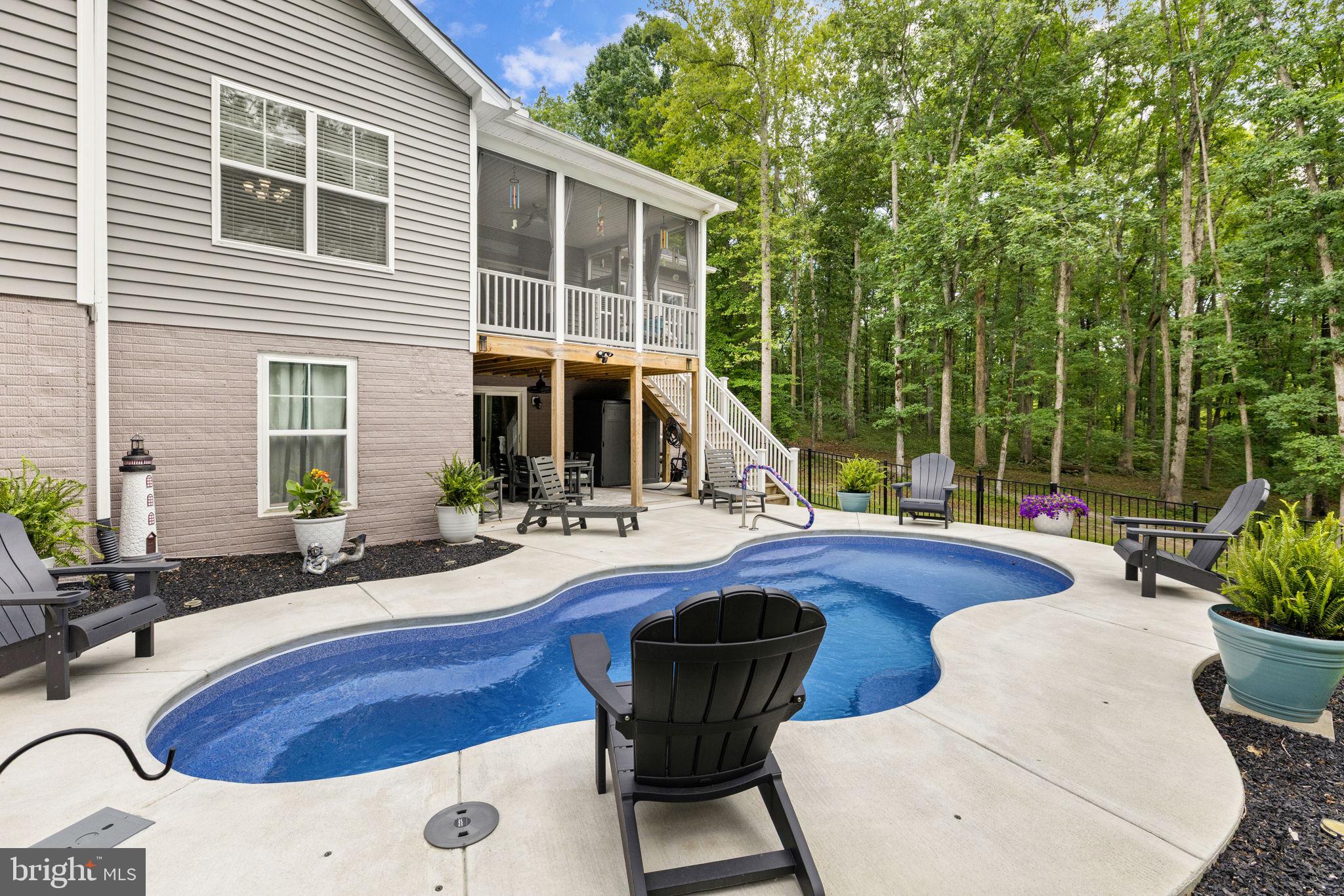 THE WATERS AT LAKE ANNA - Residential