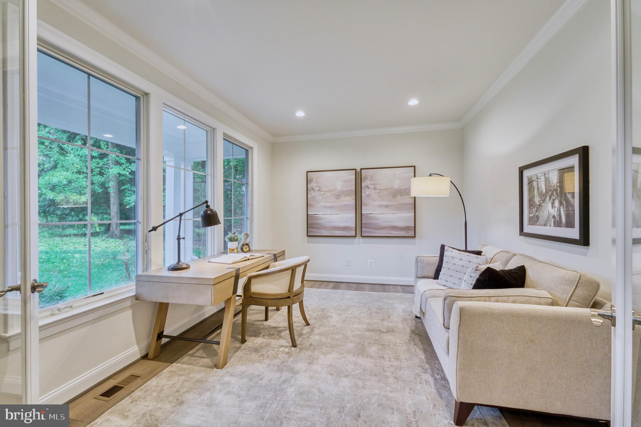 LAUREL RIDGE CROSSING - Residential