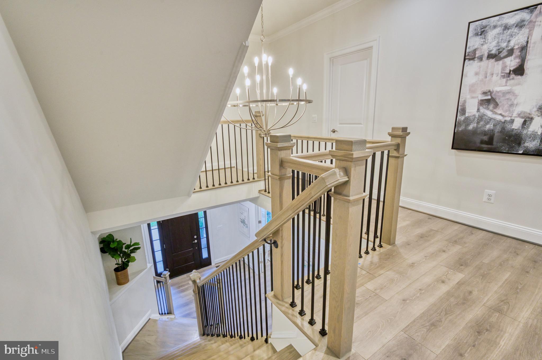 LAUREL RIDGE CROSSING - Residential